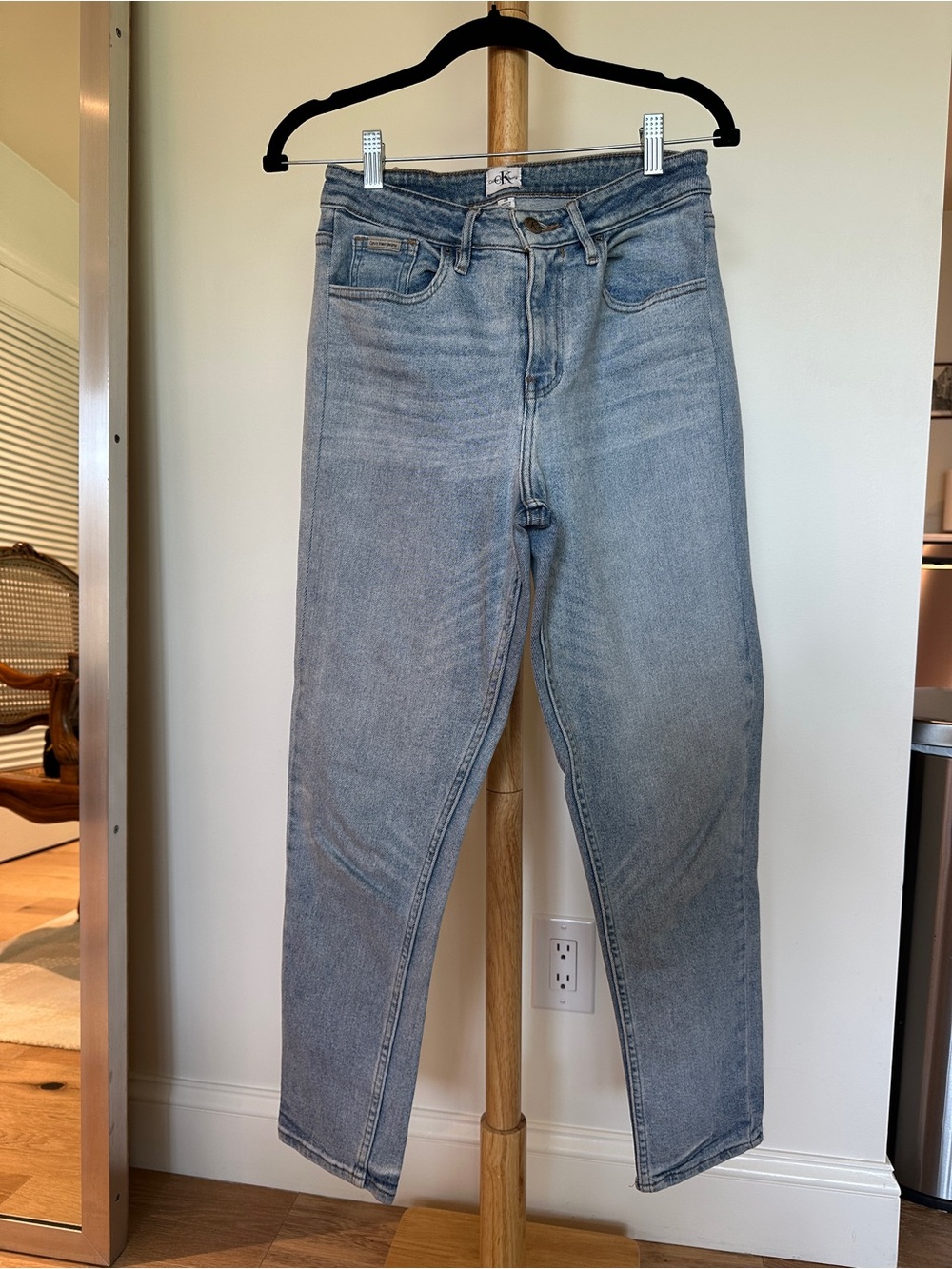 Calvin Klein Jeans High Waist Light Wash Denim size 28